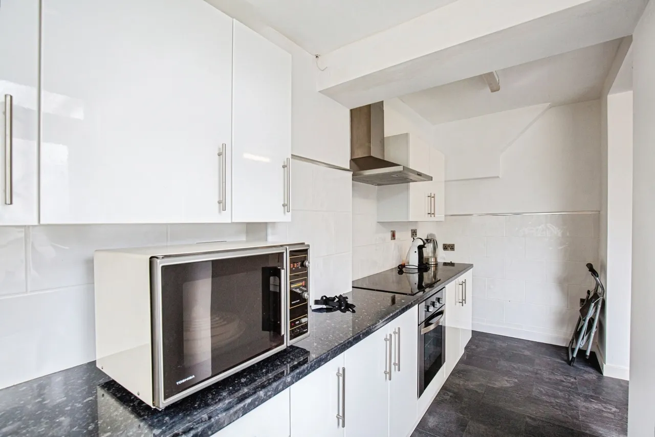 Warbreck Hill Road, Blackpool, FY2, photo 10