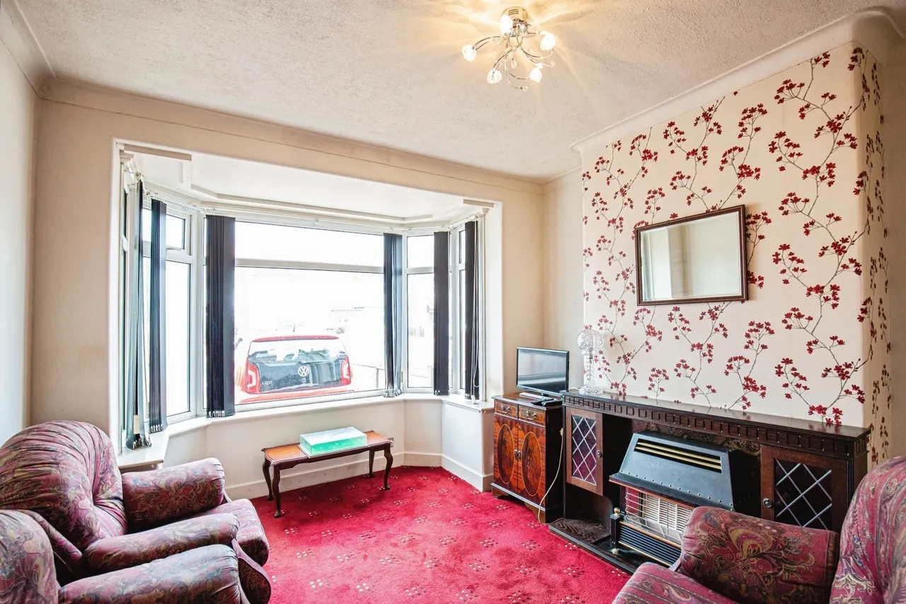 Warbreck Hill Road, Blackpool, FY2, photo 2
