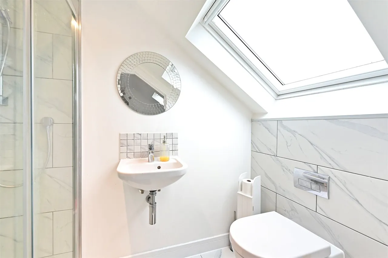 Harpton Close, Yateley, Hampshire, GU46 7SH, photo 14