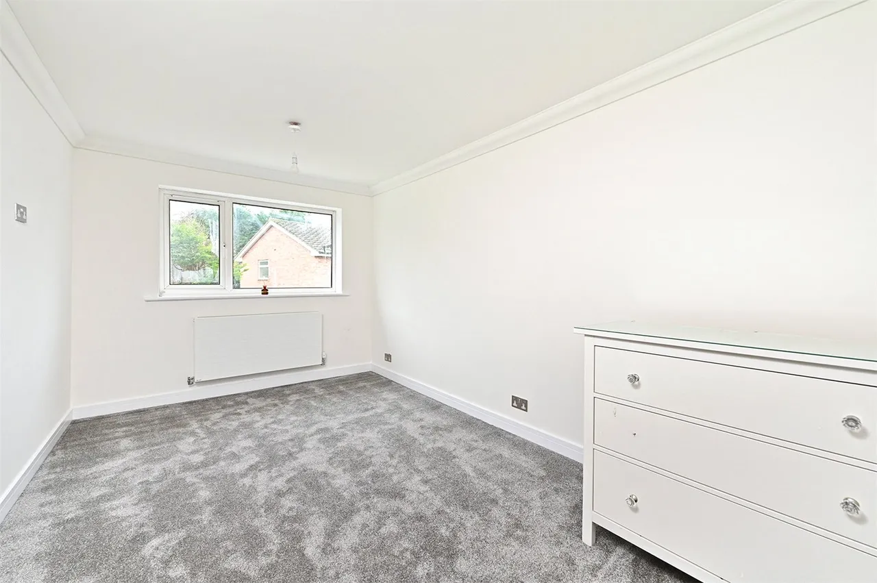 Harpton Close, Yateley, Hampshire, GU46 7SH, photo 12