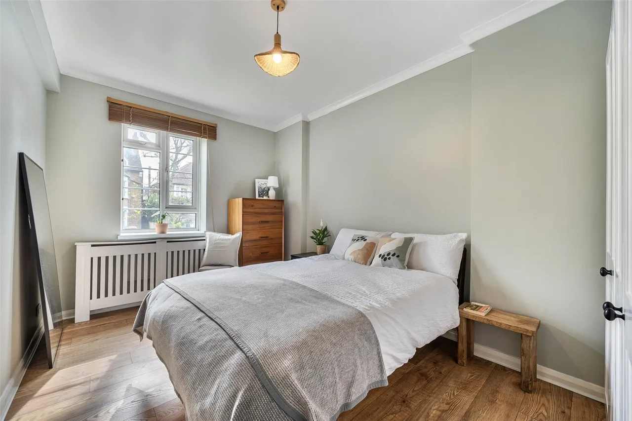 Barry Road, SE22, photo 13