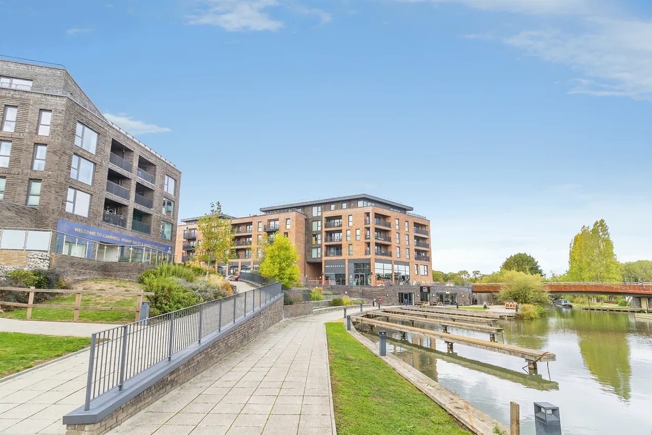 Campbell Wharf, Campbell Park, MK9, photo 6