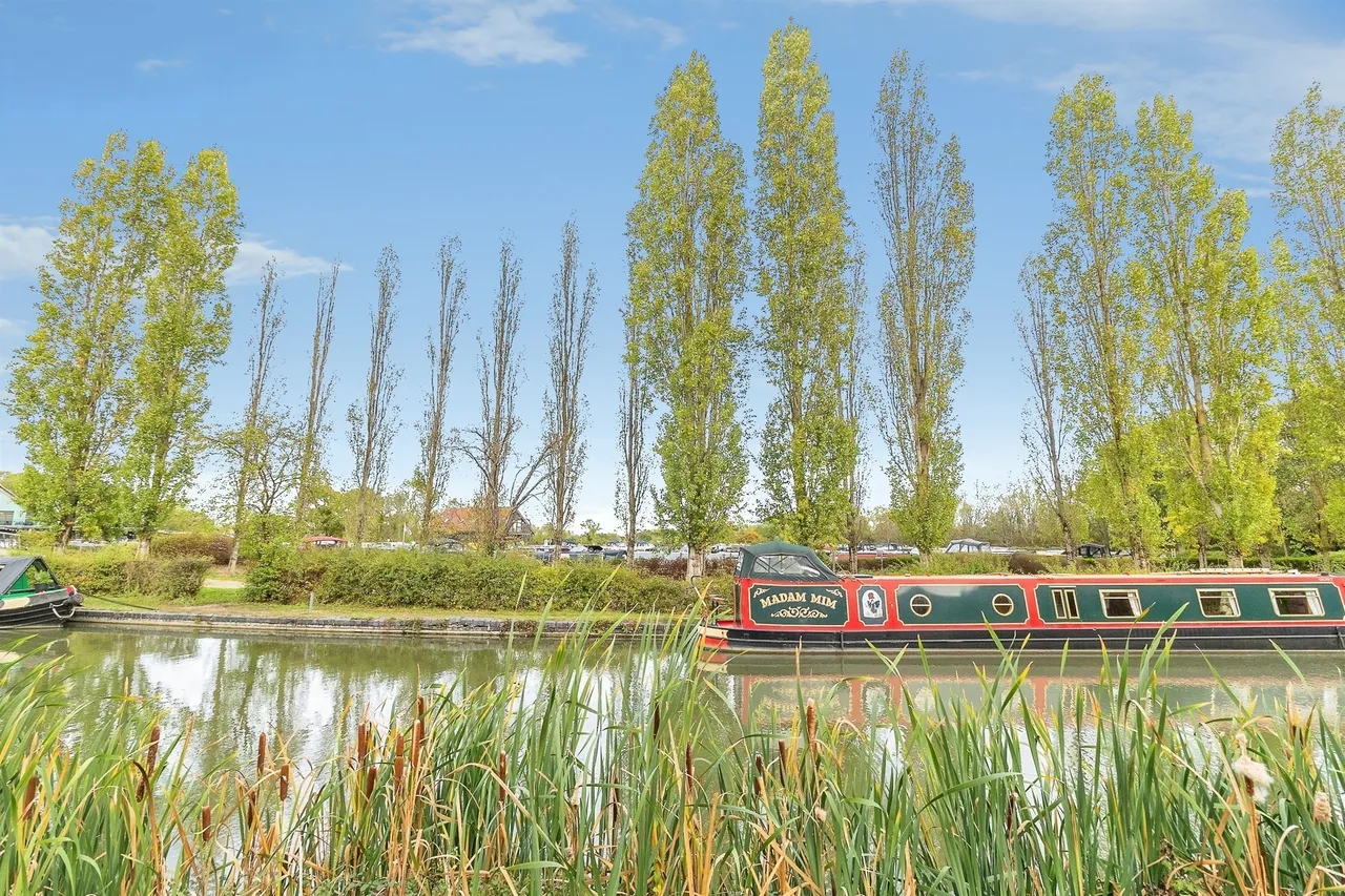 Campbell Wharf, Campbell Park, MK9, photo 12