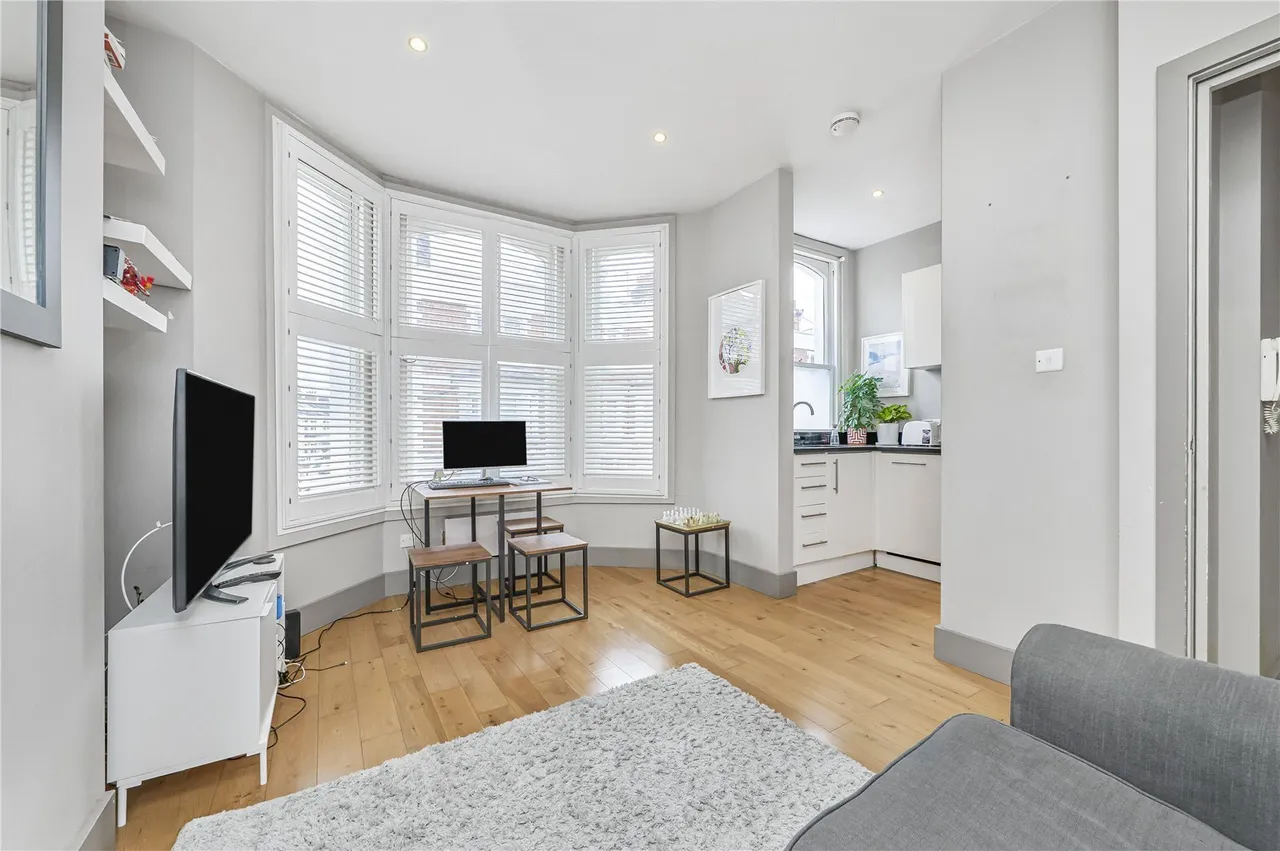 Tregothnan Road, Clapham, London, SW9, photo 3