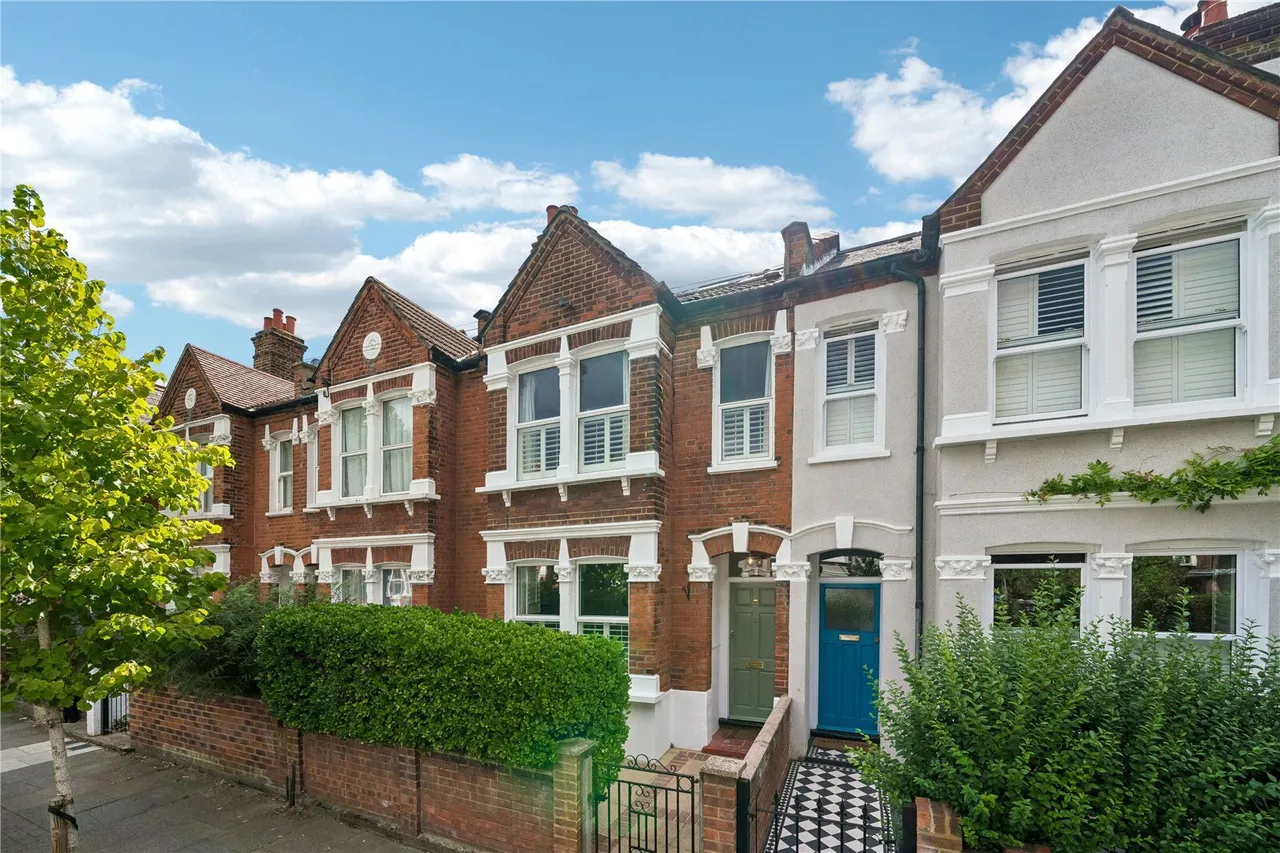 Burmester Road, London, SW17, photo 12