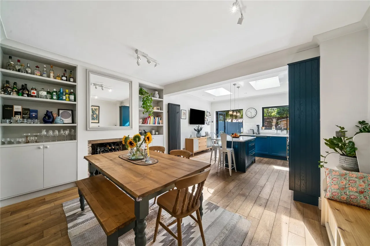 Burmester Road, London, SW17, photo 11