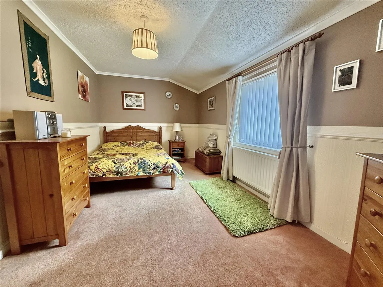 Lomond Close, Washington, photo 10