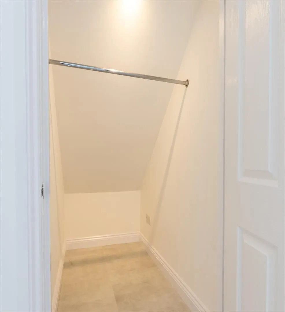 Dashwood Avenue, High Wycombe, HP12, photo 16