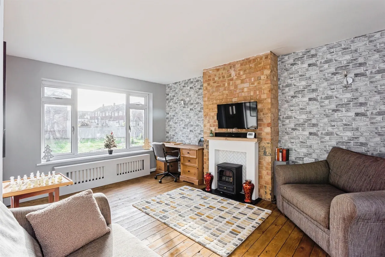 Fairlea Close, Burgess Hill, photo 4