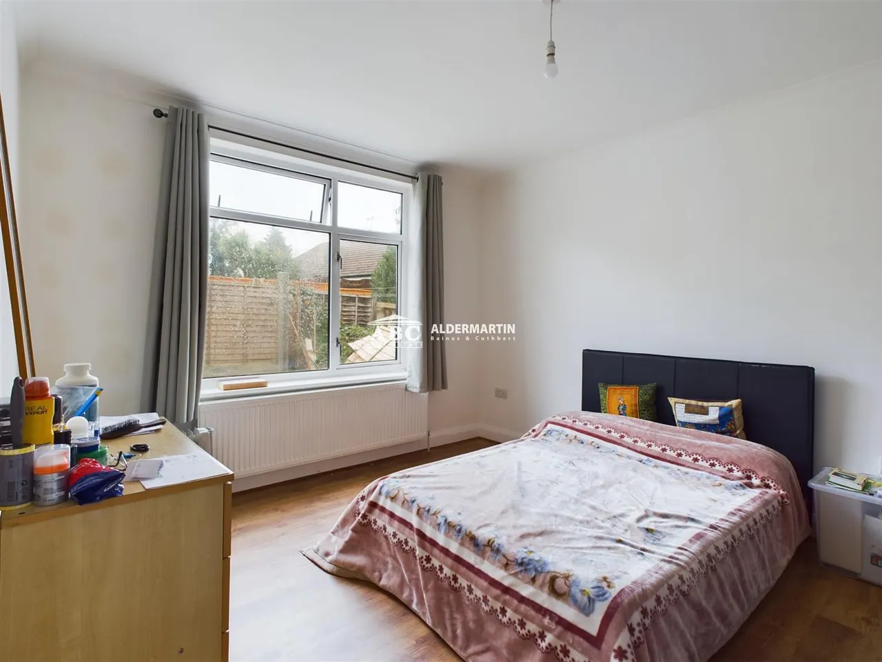 Highfield Avenue, London, photo 9