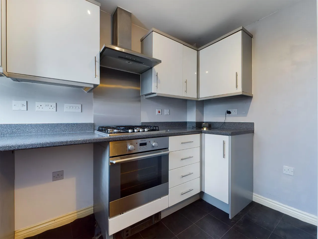 Brynffordd, Townhill, SA1, photo 7