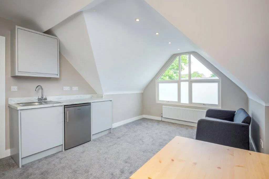 Goldhawk Road, Stamford Brook, London, W6, photo 3