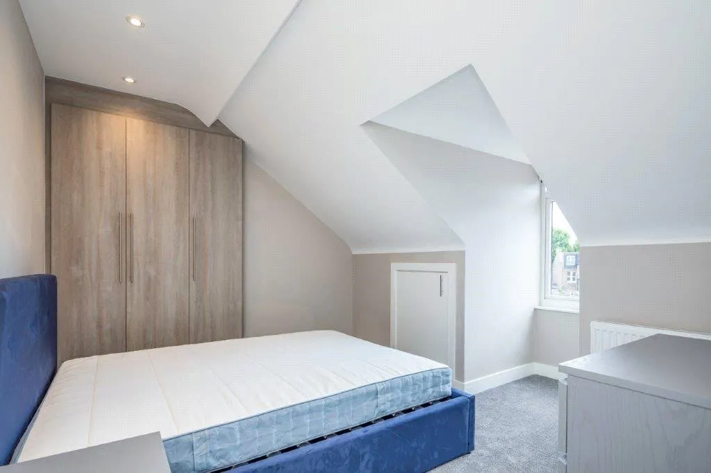 Goldhawk Road, Stamford Brook, London, W6, photo 2