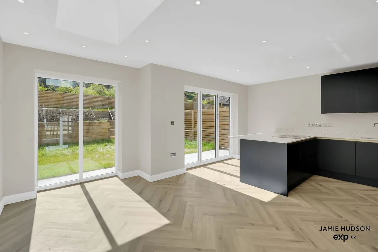 Quarry Road, Chorley, Lancashire, PR6 8RB, photo 4