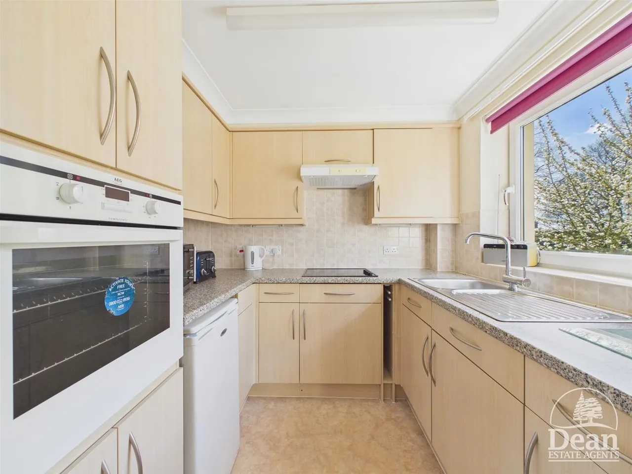 Kings Meadow Court, Lydney, photo 2