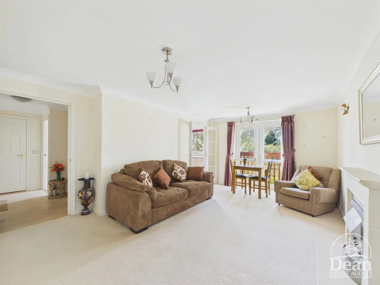 Kings Meadow Court, Lydney, photo 3