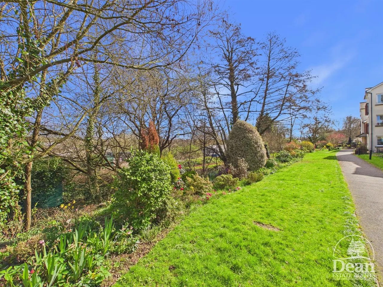 Kings Meadow Court, Lydney, photo 13