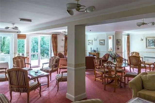 Kings Meadow Court, Lydney, photo 11