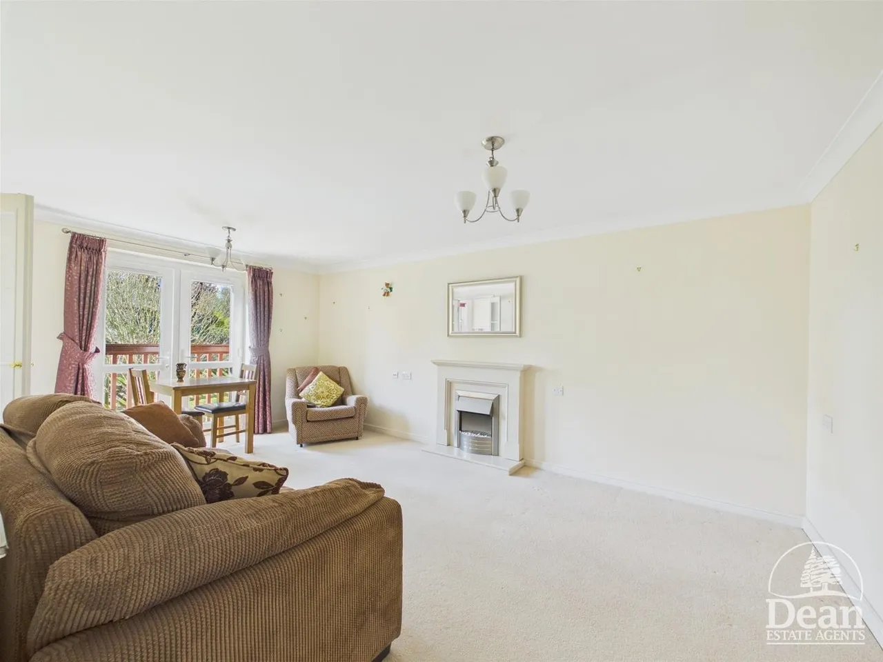 Kings Meadow Court, Lydney, photo 7