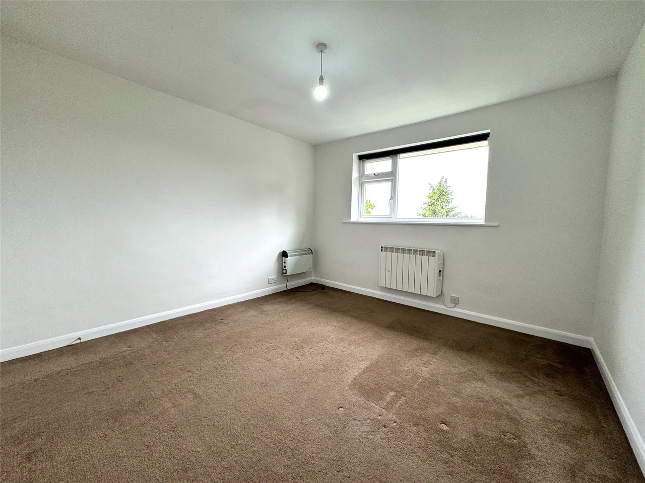 Oakfield Drive, Reigate, RH2, photo 7