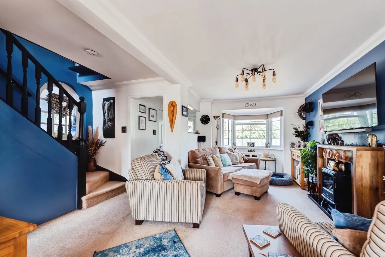 Thame Road, Haddenham, Aylesbury, photo 8