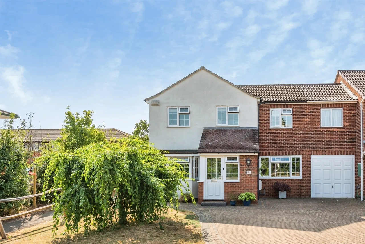 4 bed house for sale — Thame Road, Haddenham, Aylesbury