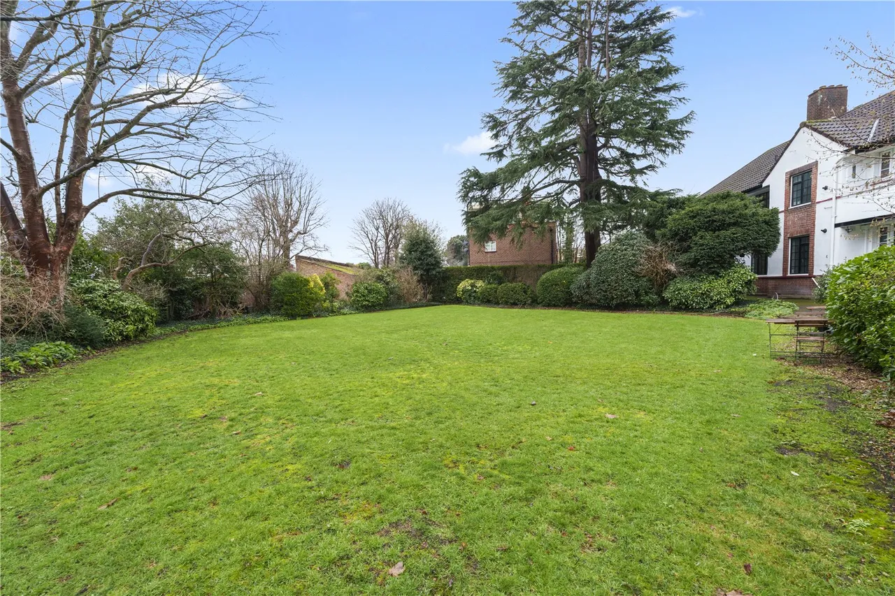 Berkley Court, London Road, Twickenham, TW1 1HA, photo 12