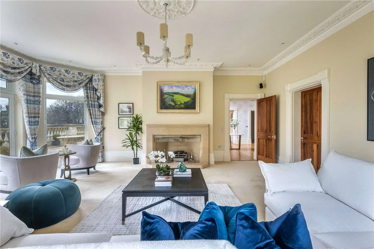 Marley Common, Haslemere, Surrey, GU27 3PT, photo 5