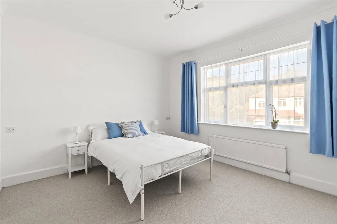 Burtons Road, Hampton Hill, TW12 1DB, photo 10
