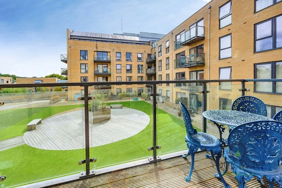 The Embankment, Nash Mills Wharf, Hertfordshire, HP3, photo 2