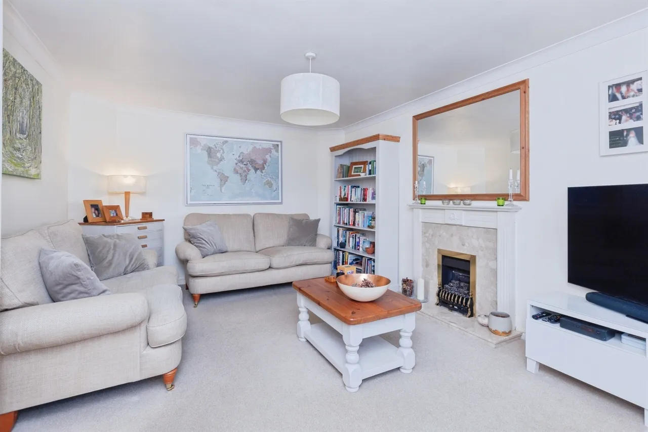 Crossland Row, Burbage, Hinckley, photo 3
