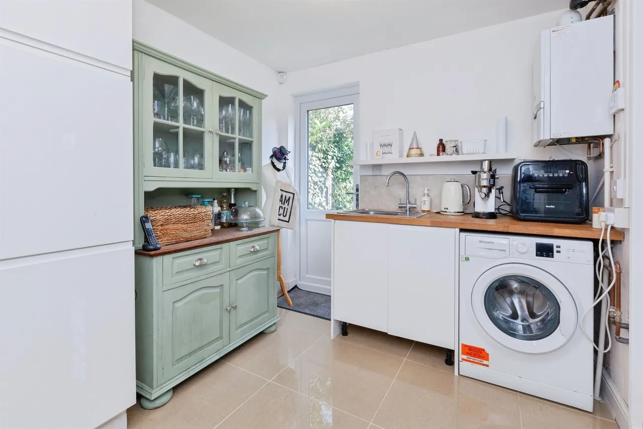 Crossland Row, Burbage, Hinckley, photo 9