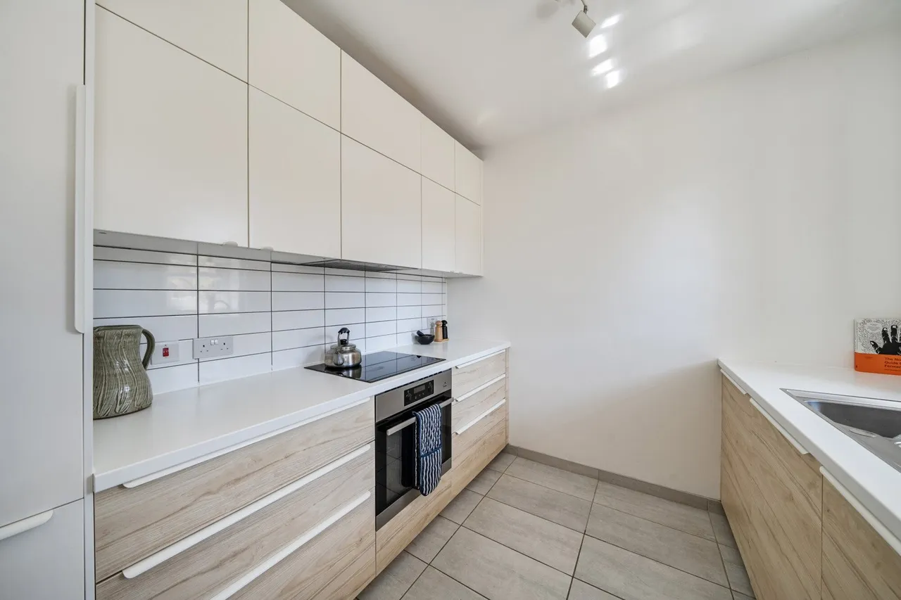 Lilford Road, SE5, photo 17