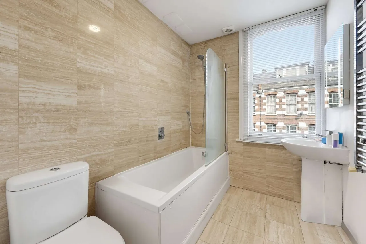 St. John's Road, London, SW11 1PX, photo 5