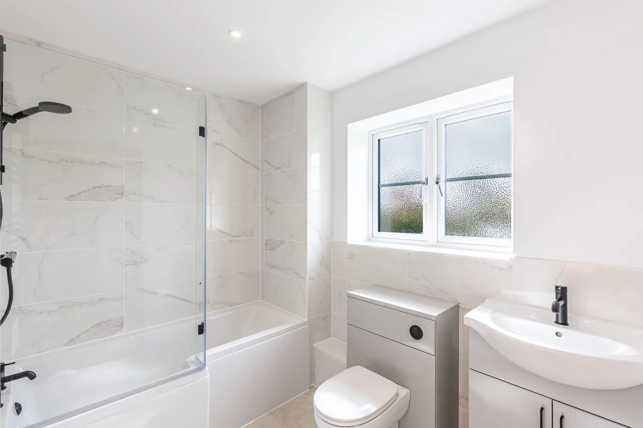 Exclusive New Homes in Private Cul-De, photo 10