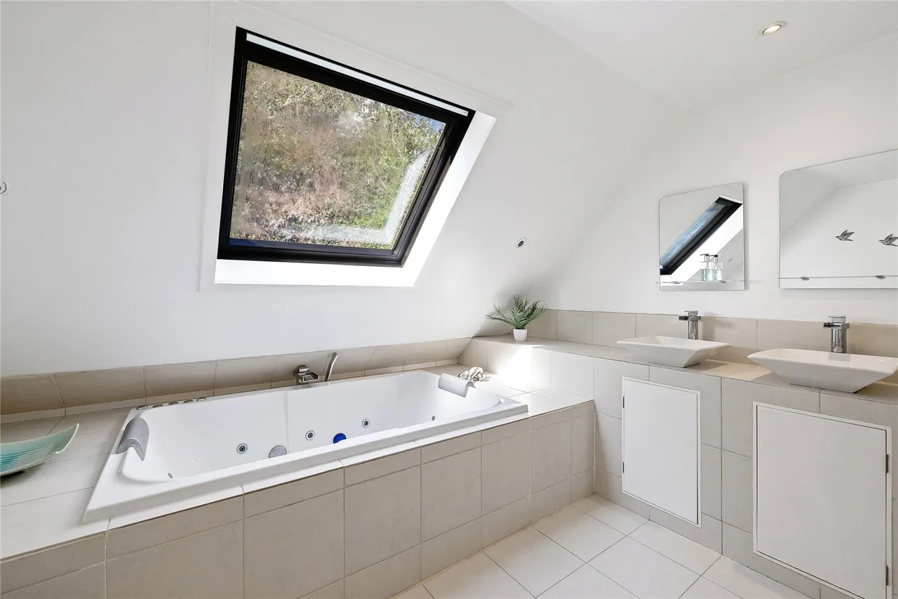 Landaviddy Lane, Polperro, PL13, photo 23