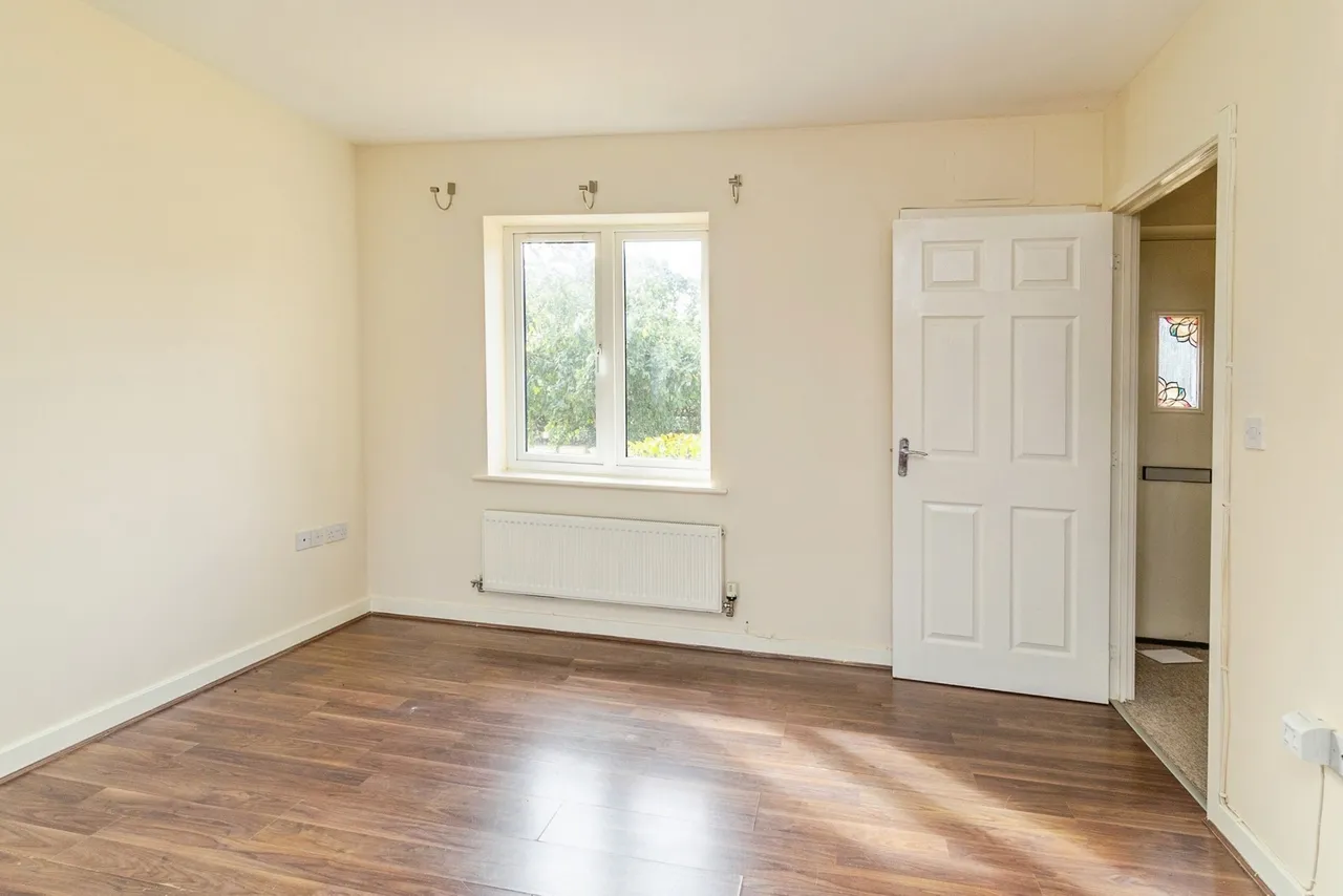 Selkirk Drive, Oakridge Park, Milton Keynes, Buckinghamshire, MK14, photo 9