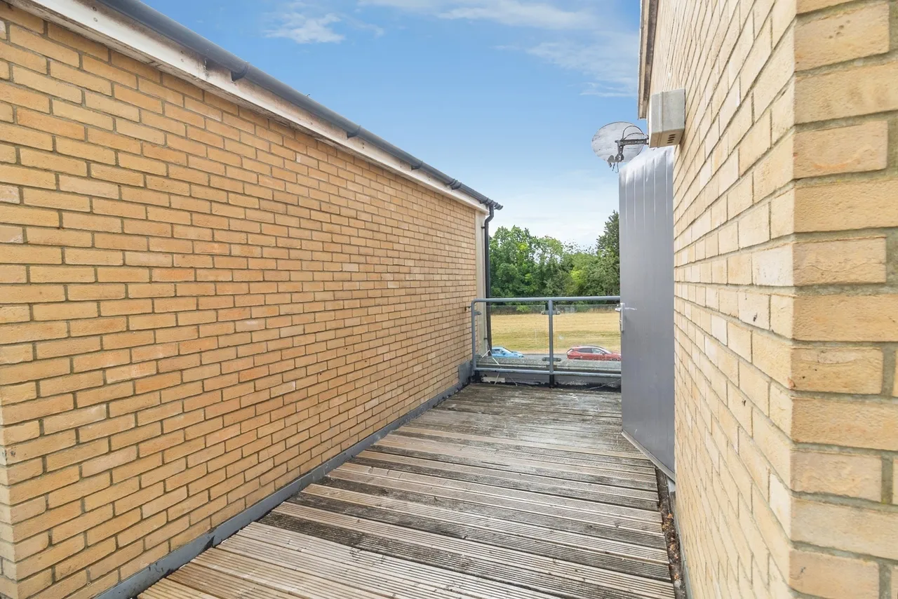 Selkirk Drive, Oakridge Park, Milton Keynes, Buckinghamshire, MK14, photo 20