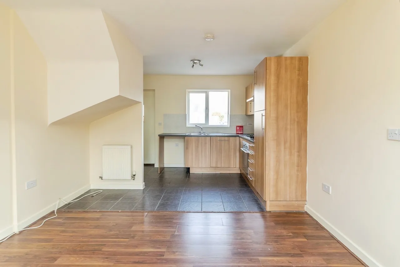 Selkirk Drive, Oakridge Park, Milton Keynes, Buckinghamshire, MK14, photo 5