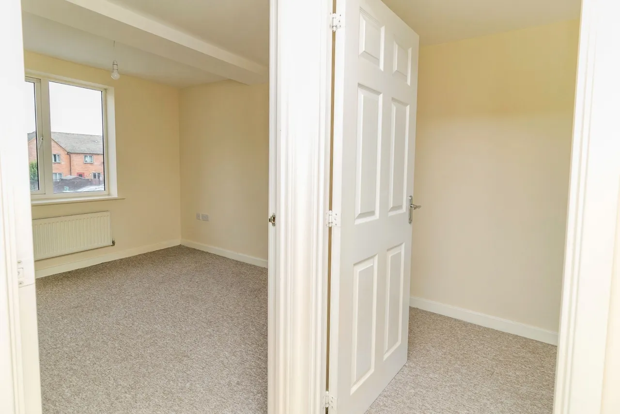 Selkirk Drive, Oakridge Park, Milton Keynes, Buckinghamshire, MK14, photo 10