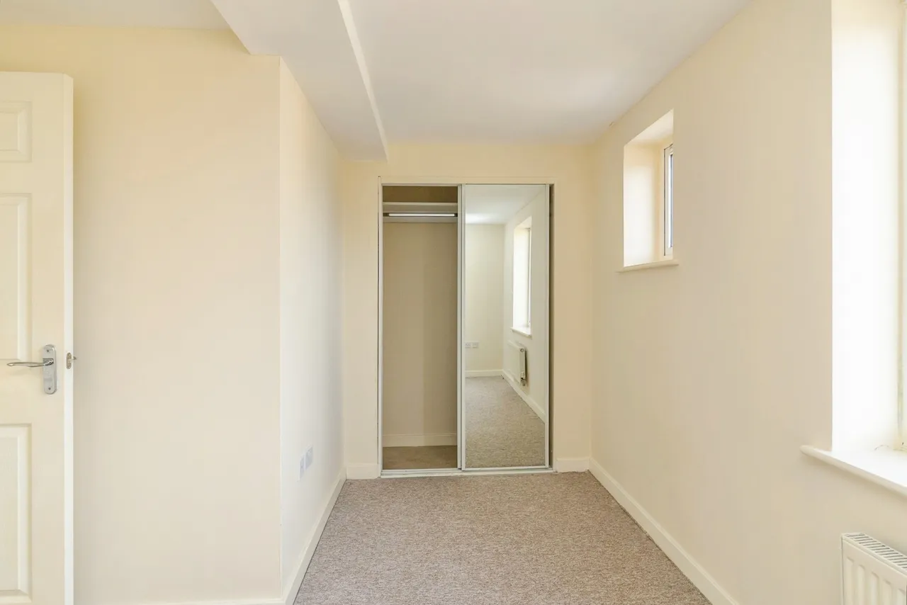 Selkirk Drive, Oakridge Park, Milton Keynes, Buckinghamshire, MK14, photo 14