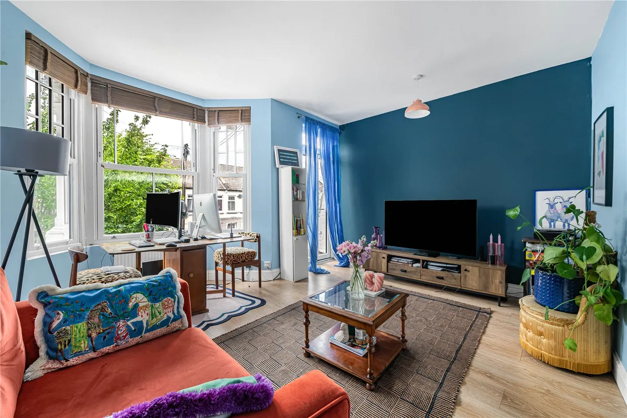 1 bed flat for sale, Burgoyne Road, London, SE25