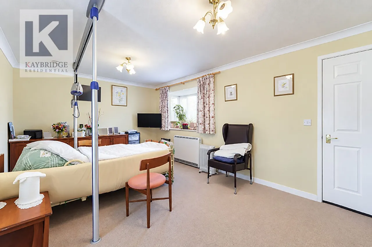 Oakmead Green, Epsom, KT18, photo 7