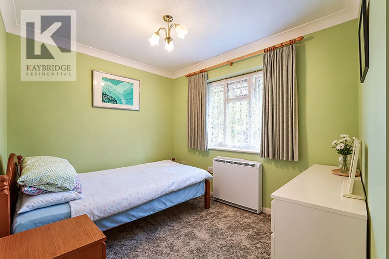 Oakmead Green, Epsom, KT18, photo 6