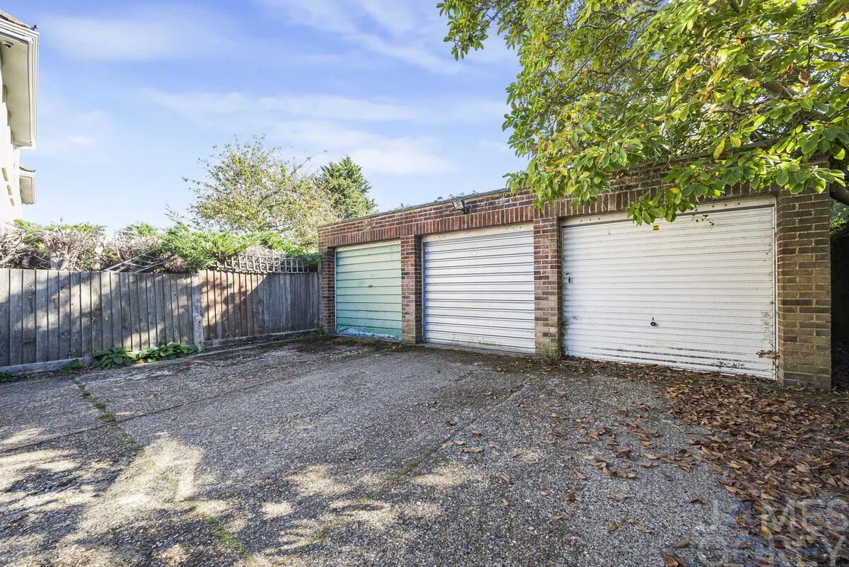 Bull Lane, Chislehurst, BR7, photo 11