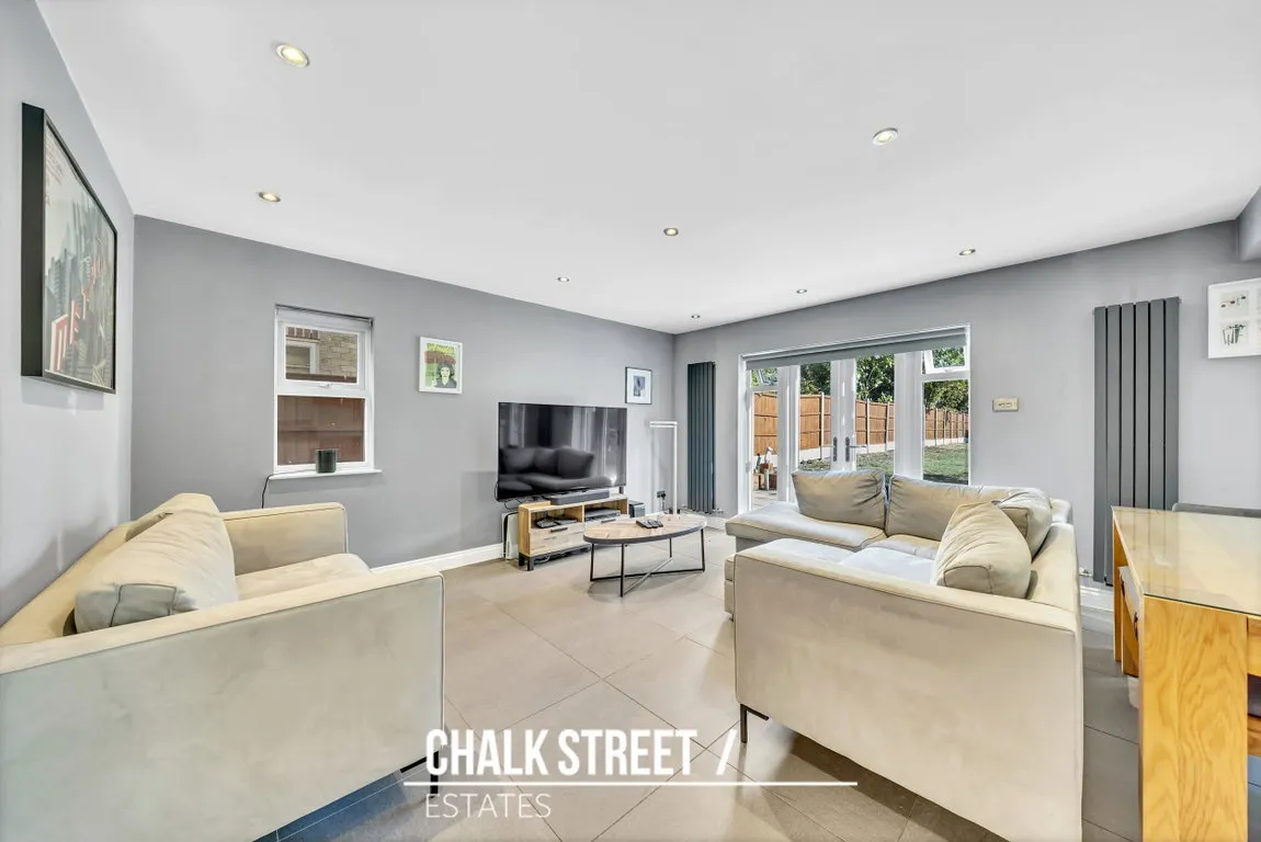 Manor Road, Romford, RM1, photo 2