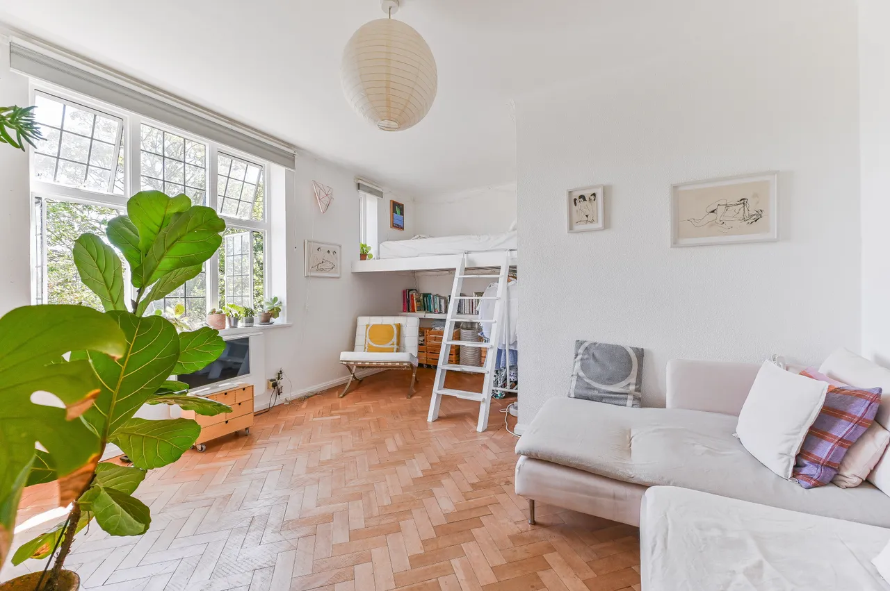flat to rent — 15 Park Hill Court, Addiscombe Road, Croydon