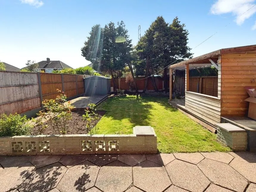 Overseal Road, Wolverhampton, West Midlands, WV11, photo 10