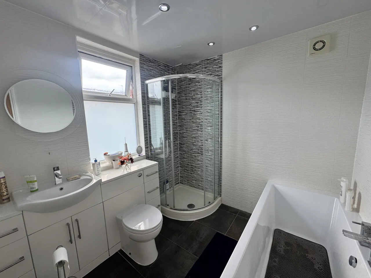 Lonsdale Road, Levenshulme, M19, photo 8