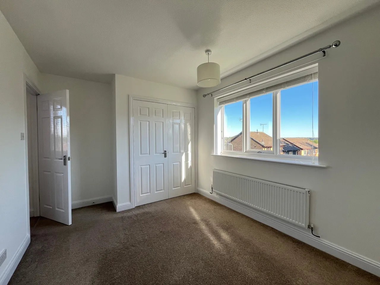 Kestrel Close, Uttoxeter, ST14, photo 9